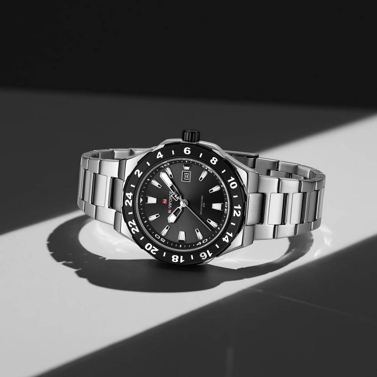Naviforce Dual-Time GMT Style Stainless Steel Quartz Men's Watch - Image 3