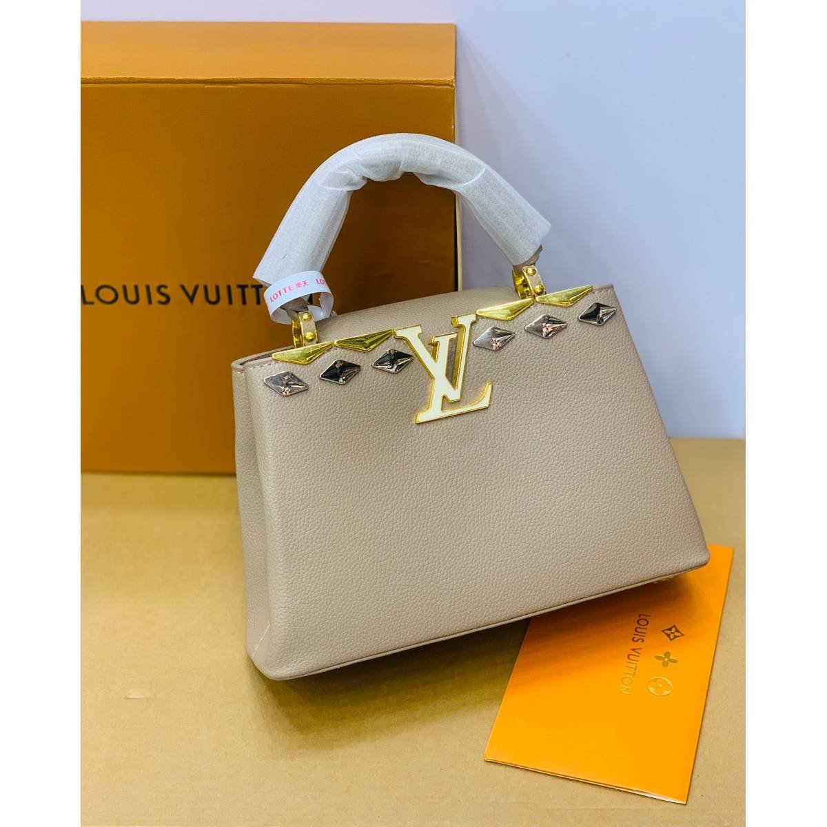Louis Vuitton Mechanical Flowers Capucines BB Handbag – Pink - Image 6