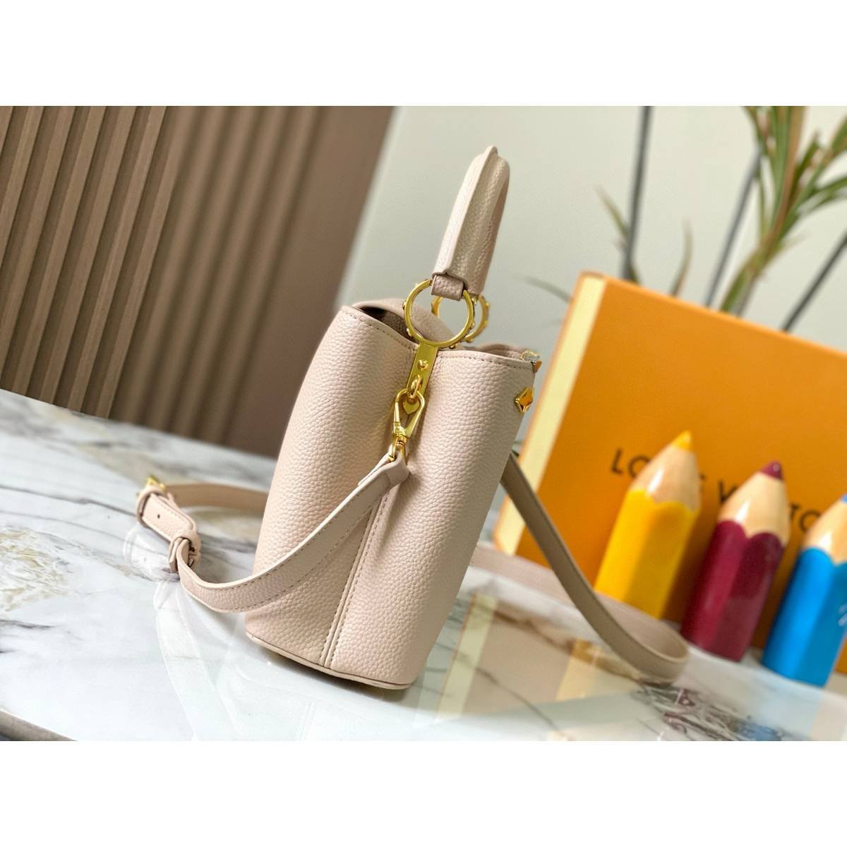Louis Vuitton Mechanical Flowers Capucines BB Handbag – Pink - Image 2