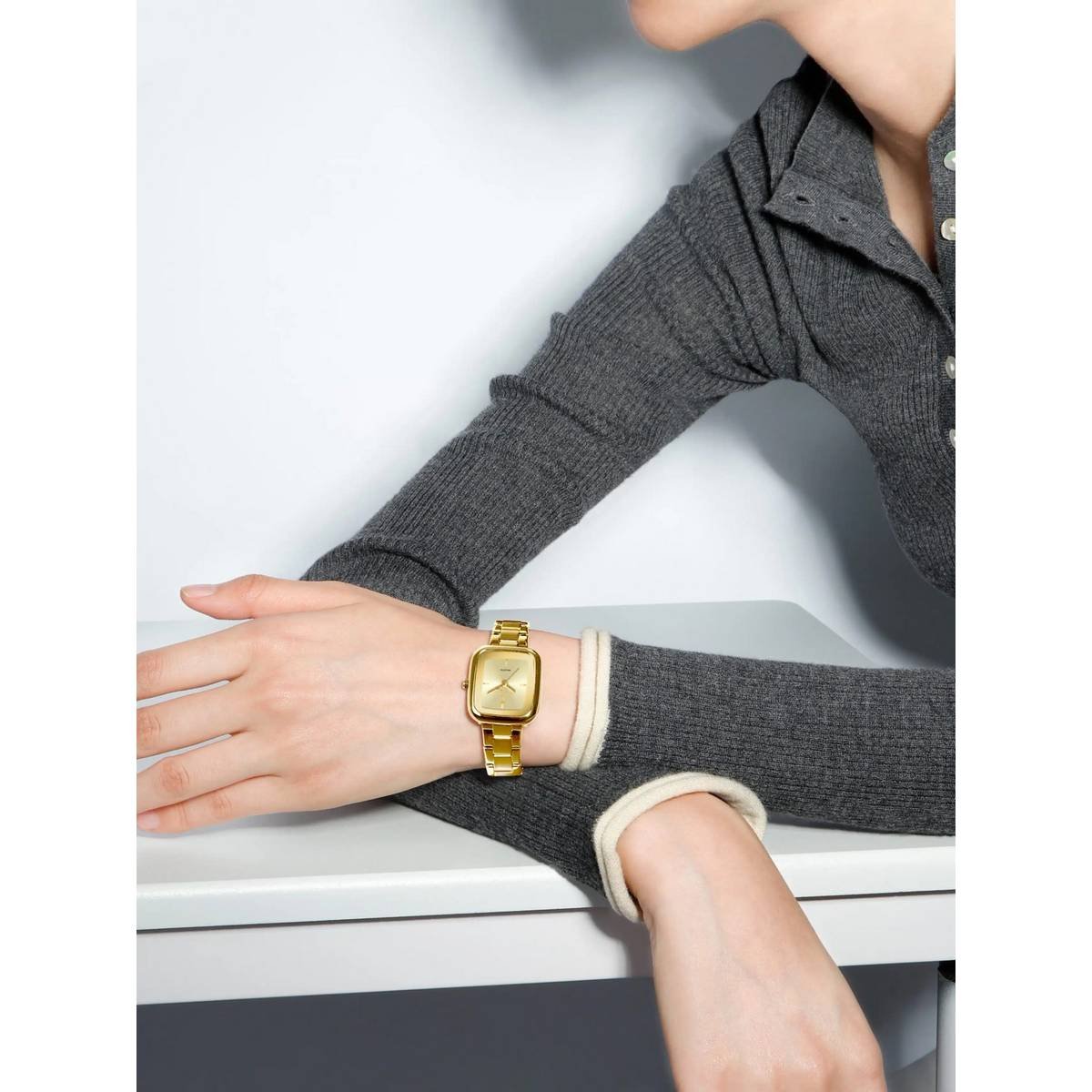 NAVIFORCE NF 5075 Women’s Square Dial Watch – Gold - Image 3
