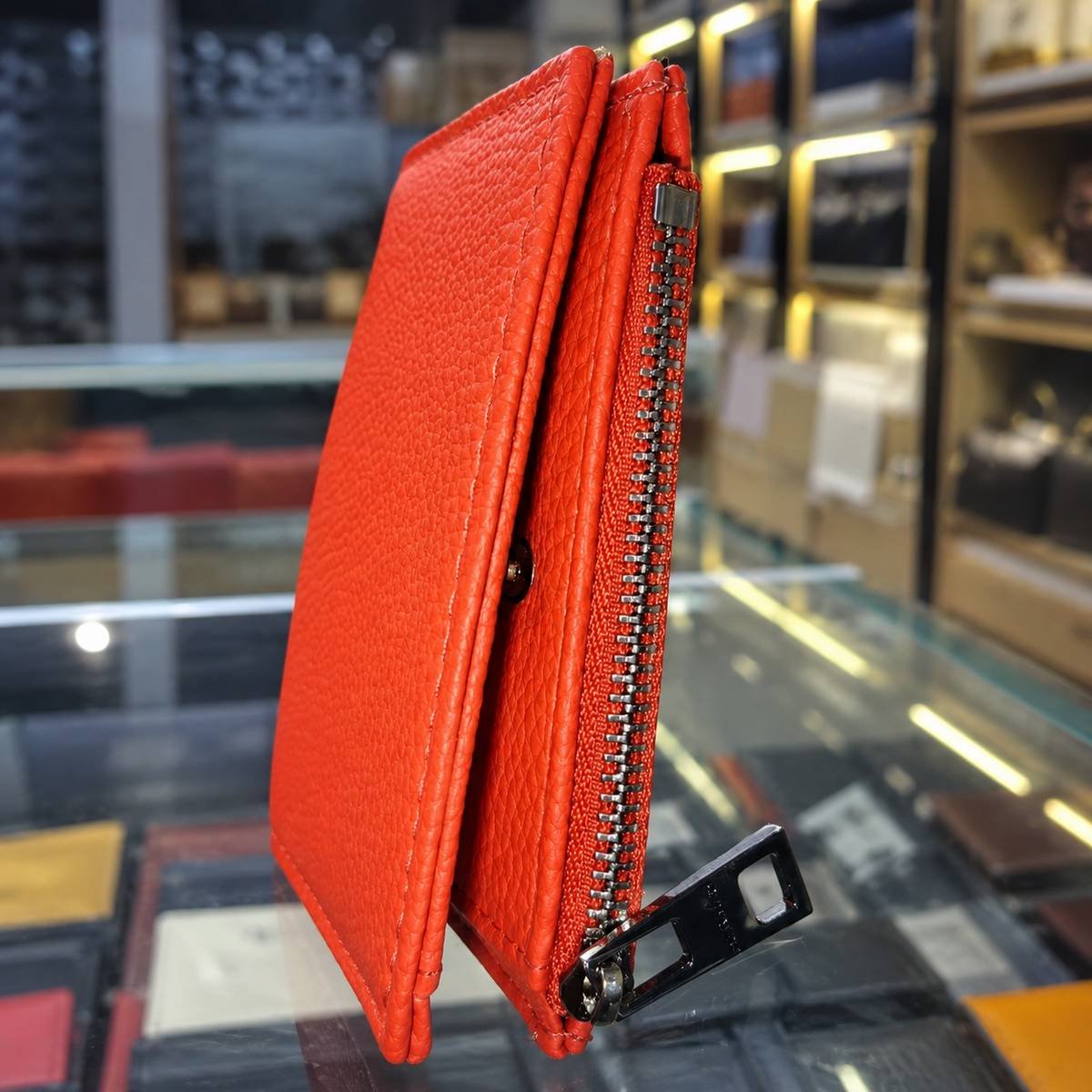 Hermès Leather Zip Wallet – Red & Black - Image 3